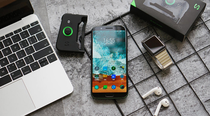 红魔黑鲨和败家之眼哪个手机更好,红魔和雷蛇