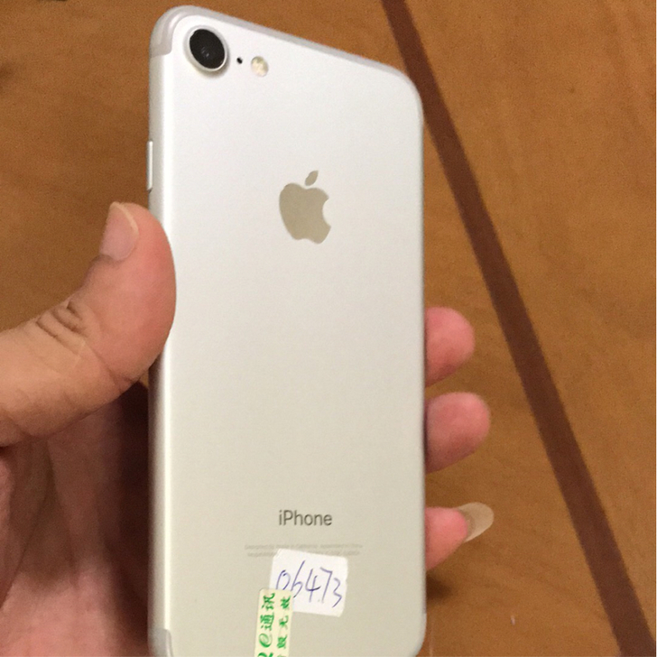 1800美版iPhone7，性价比不俗，系统还是很多人梦寐以求的！