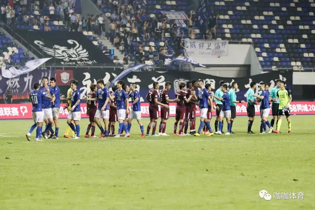 艾伦逆转战局视频,艾伦爆发最终变回巨人