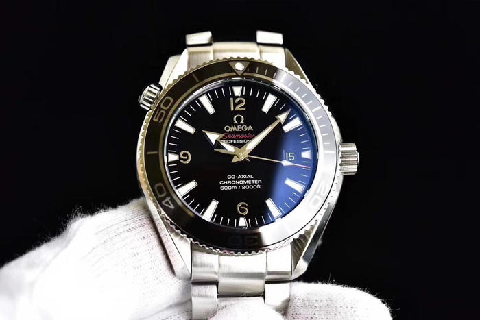 有哪些性价比高的潜水表,夏天潜水哪里最好