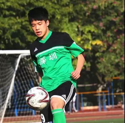 罗湖走出的“天价”学霸球员，19岁正式入选中超一线队！