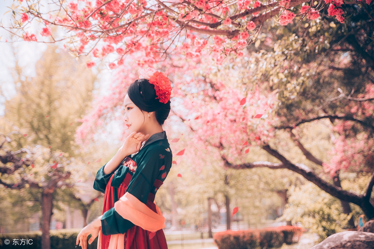 匆匆一眼便沦陷了,匆匆一眼就生死离别