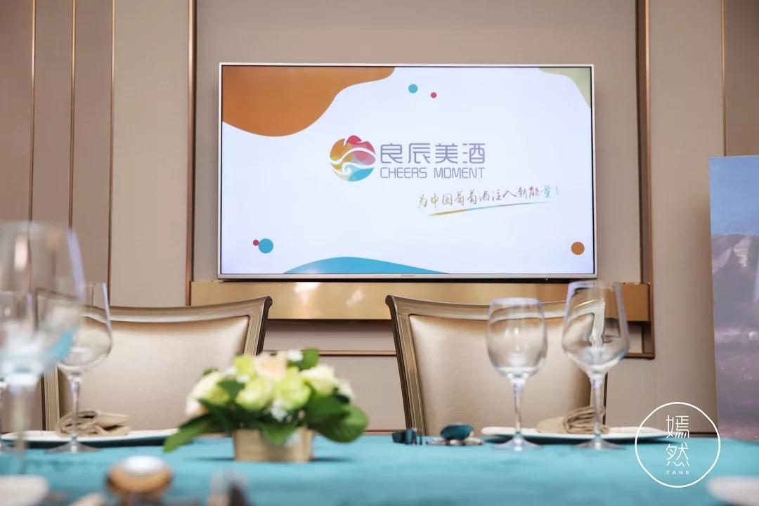 胡杨林风景银川,宁夏胡杨林风光