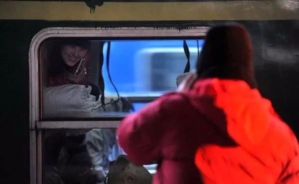 站台票停售送人怎么办,站台票取消是哪一年