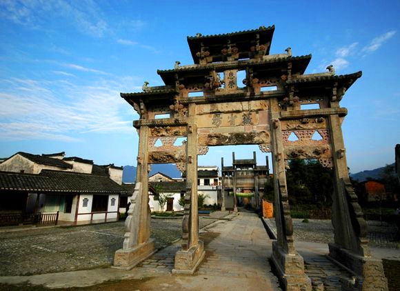 徽州贞节牌坊冰清玉洁,徽州古牌坊故事