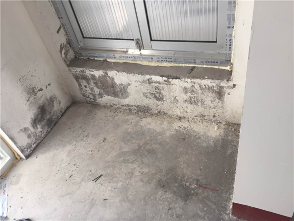 墙面泛碱处理的最佳方法,盖房子墙面上不起碱有什么好办法