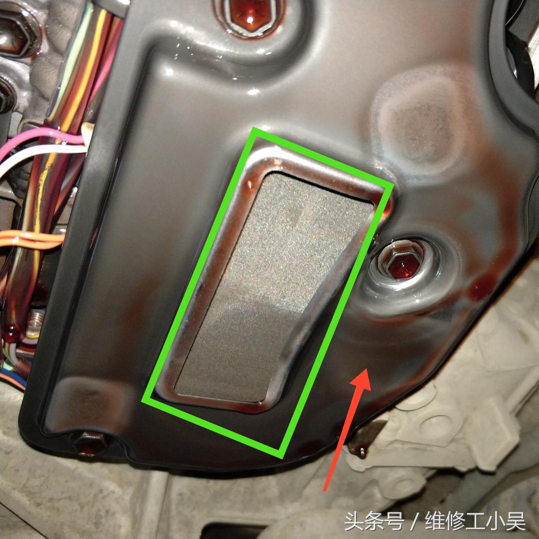 5000公里机油灯亮,大众机油灯亮了要怎样消掉