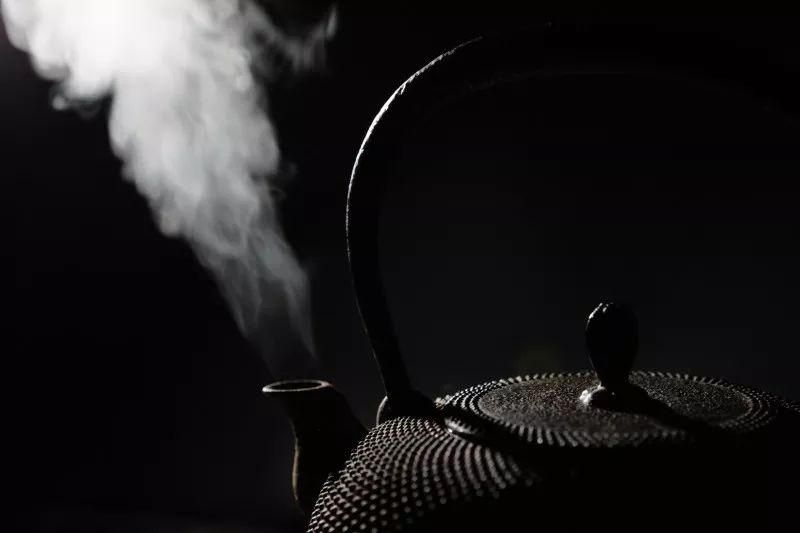 小儿推拿新生儿的舌苔,小儿舌苔薄呈地图状