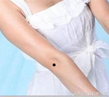 女人身上哪几个部位有痣好,女人哪个地方长痣最好