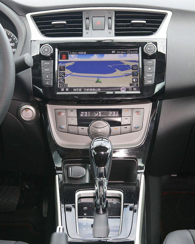 上车睡觉下车拍照很悠闲,上车睡觉下车拍照的视频