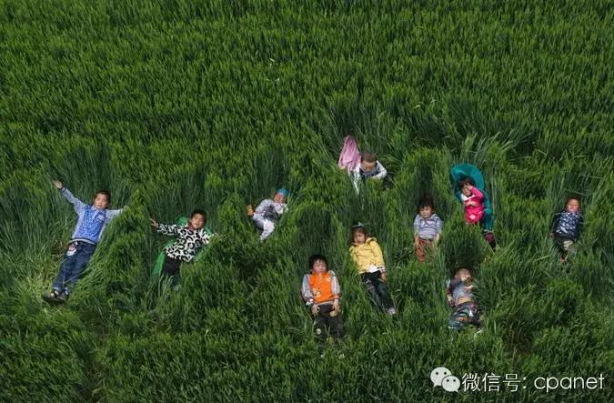 一（yi）瞄（miao）