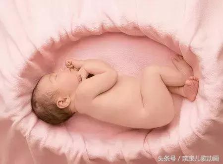 宝宝头顶软软一块怎么办,宝宝头顶软软的