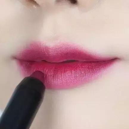 单眼皮适合的画眼线方法,单眼皮不同眼型怎么画眼线