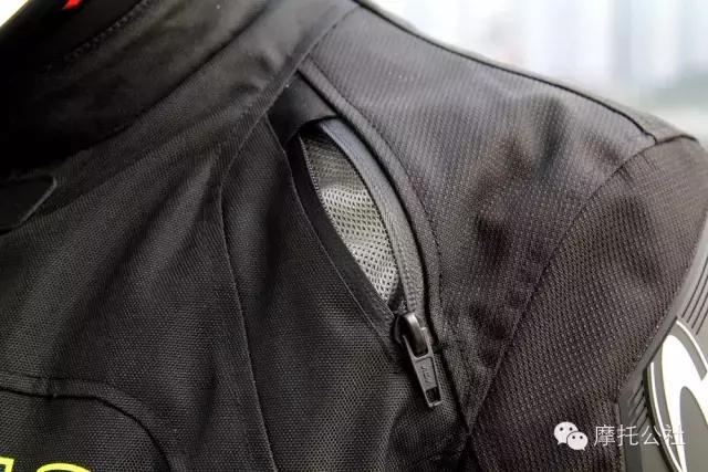 夏天雨天适合骑摩托车吗,新手雨天骑摩托车注意事项