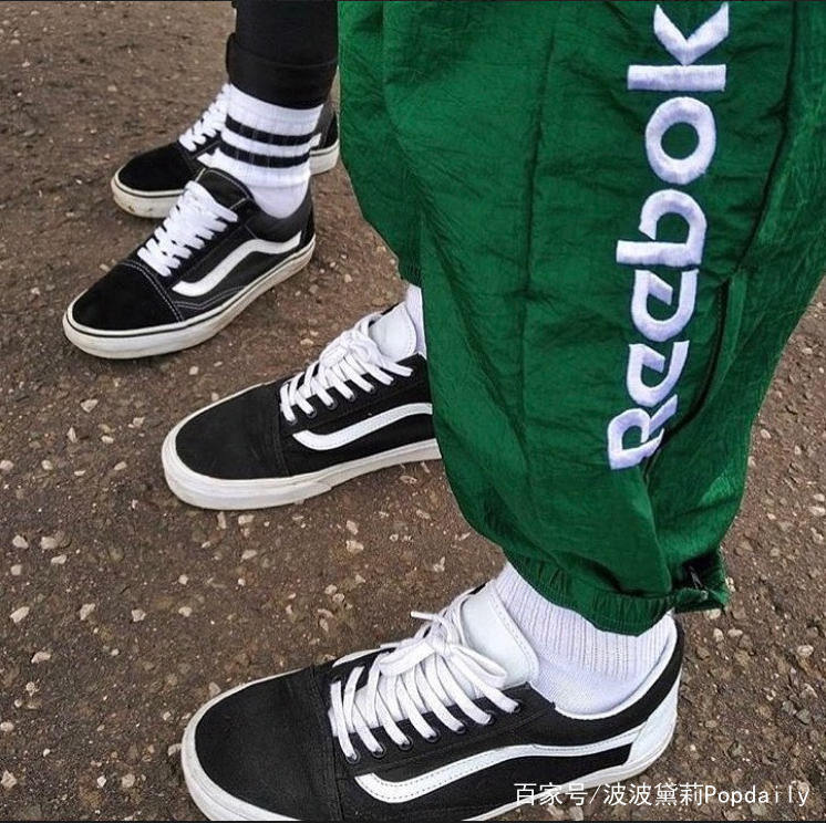一双vans怎么搭配,vansoldskool区别