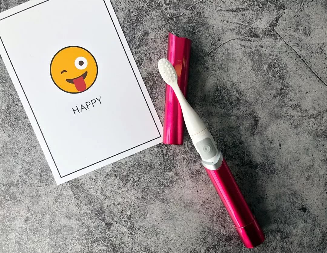 屈臣氏美白牙贴推荐款,屈臣氏里的好物