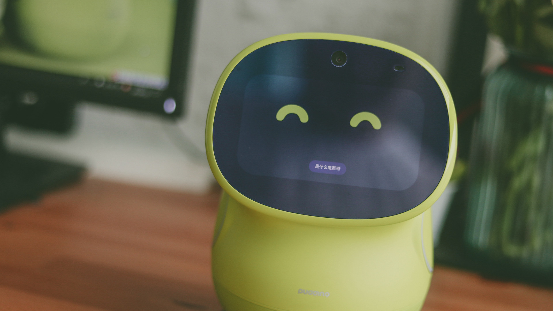 儿童学习陪伴机器人操作,幼儿陪伴儿童教育机器人