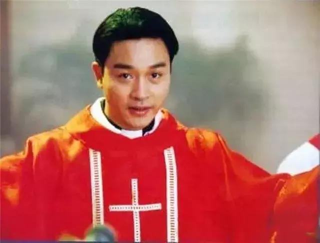盘点香港电影的牧师们，张国荣最帅，黄霑最逗，林尚义战斗力最强