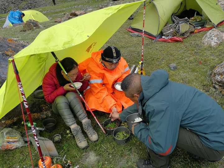 LOWA换军胶，任性博格达——记我跌宕起伏的博格达大环