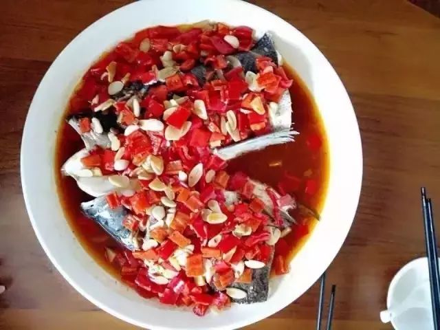 40岁大叔买下一座岛,大叔为钓鱼买下一座岛