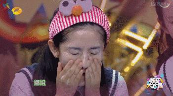 防止脸上长粉刺的方法,脸上长斑要当心