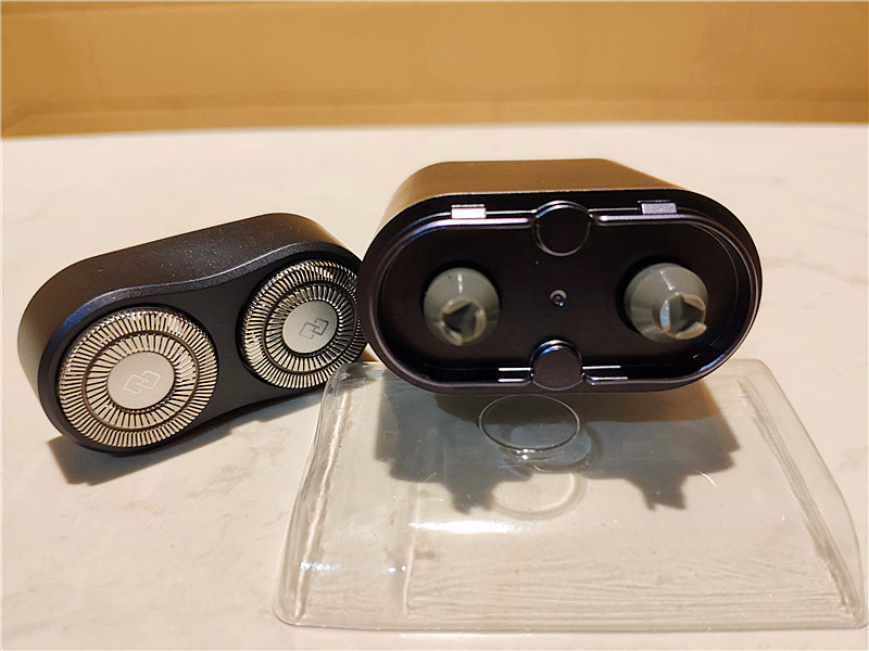 小米有品99元剃须刀迷你水洗USB充电