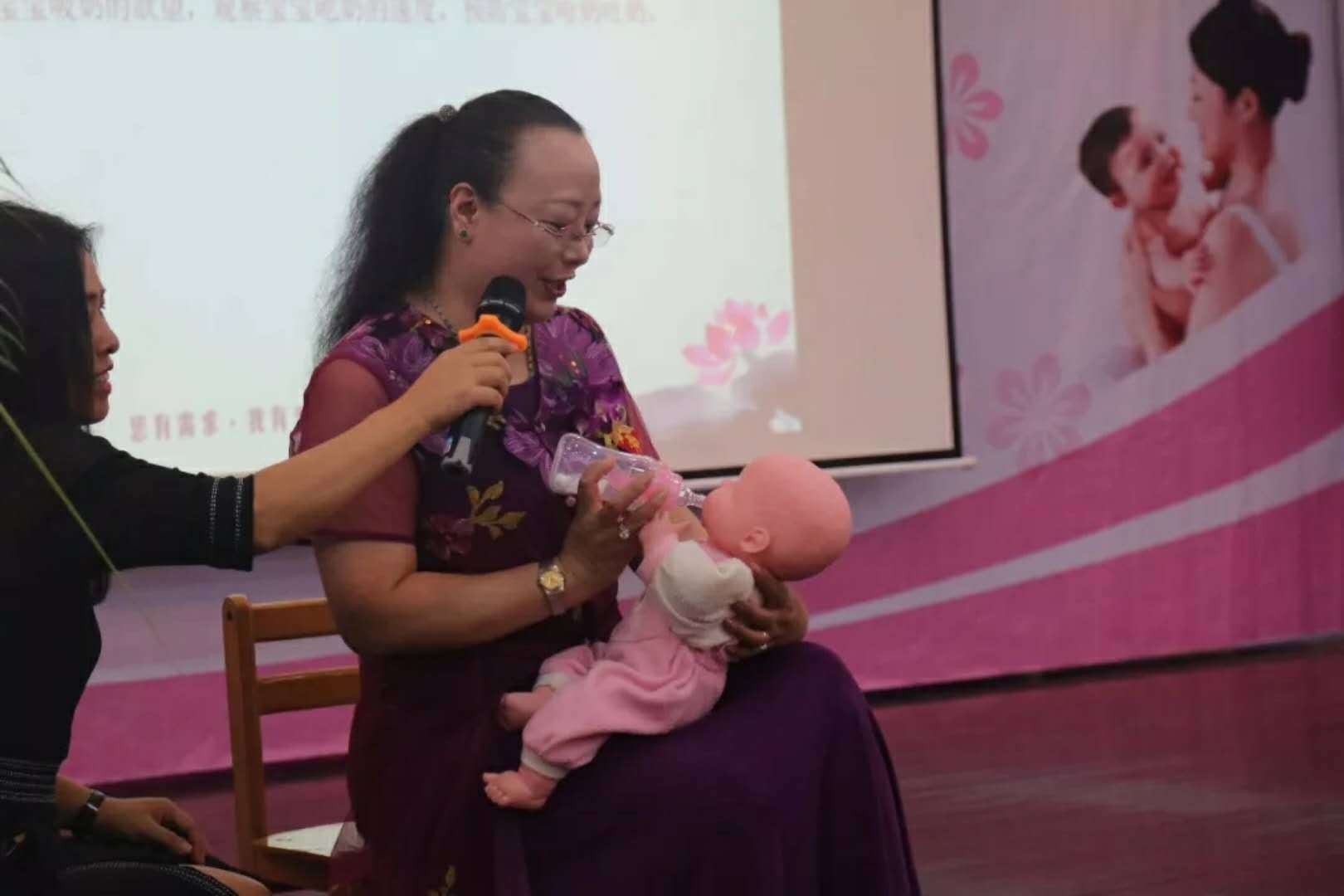 广禾堂钟宇富受邀出席广西南宁家协，力促家政行业升级迭代