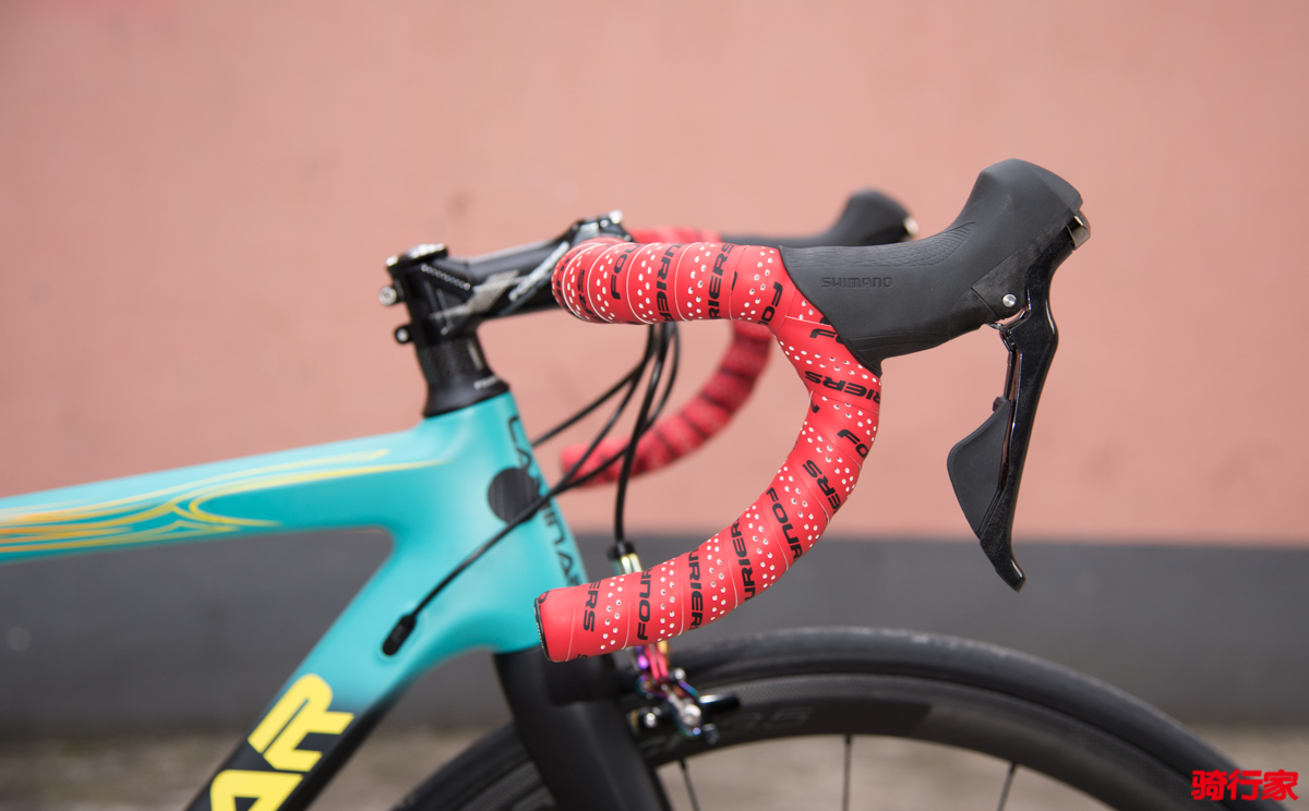 充分自由展示个性的平台——LAMINARATUR