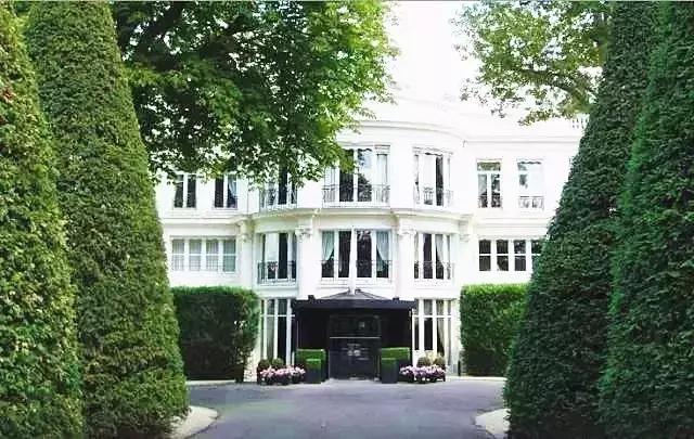 lv跨界酒店推荐,奢侈品牌lv最便宜的单品