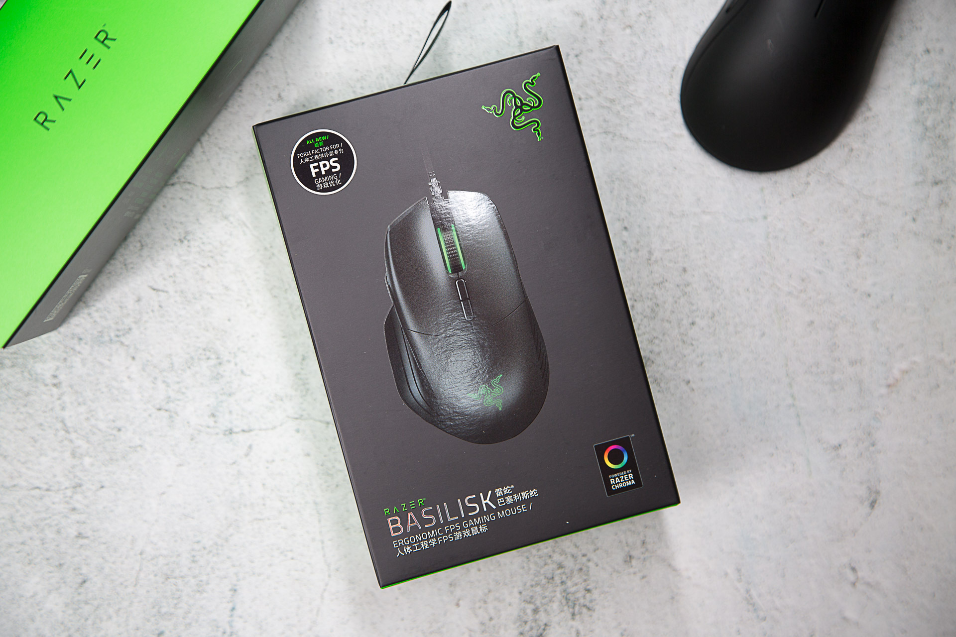 为fps而生的游戏本,雷蛇razer蝰蛇标准版游戏实测