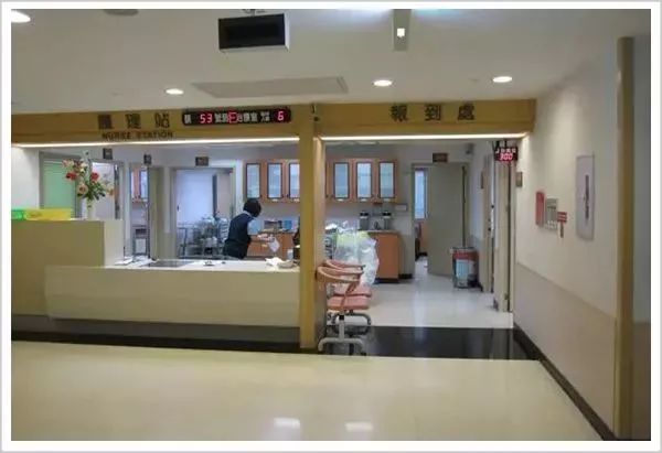 他办出世界顶尖医院，几十年分文不赚，还倒捐千亿救治穷人