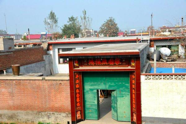 农村房子门对门必伤人是什么意思,门对门必伤人门对窗人遭殃