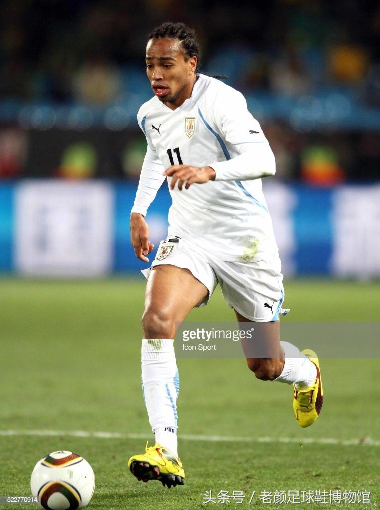 世界杯战靴盘点,南非世界杯复刻版足球鞋