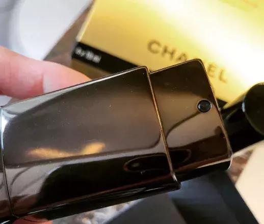 她用200万面霜公开打脸小红书女星？娱乐圈化妆品同款扒料！