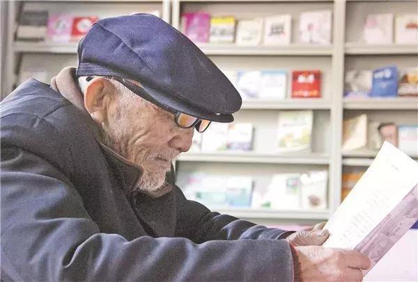 老花镜佩戴时间,老花镜需要长时间戴吗