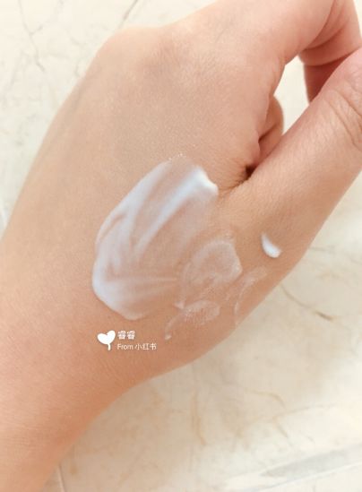 刘嘉玲代言的痘痘修复面霜,刘嘉玲紧致面霜