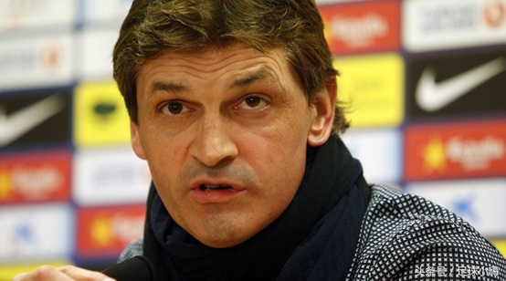 巴萨梦三队长是谁,巴萨梦三主教练