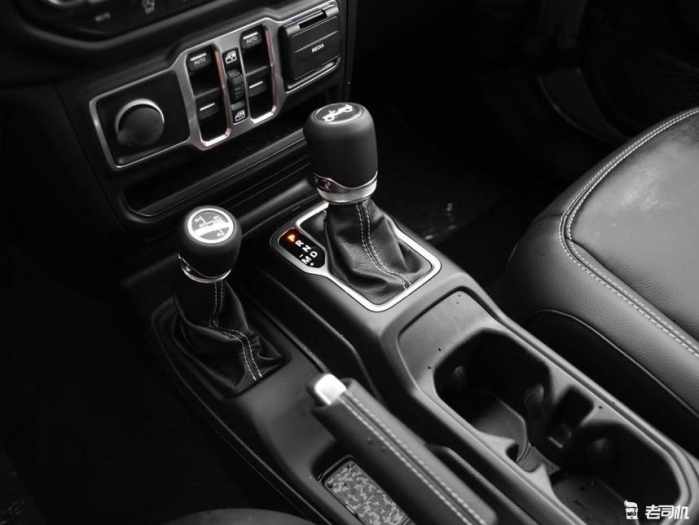 2024款jeep牧马人上海车展,牧马人jeep越野价格及图片