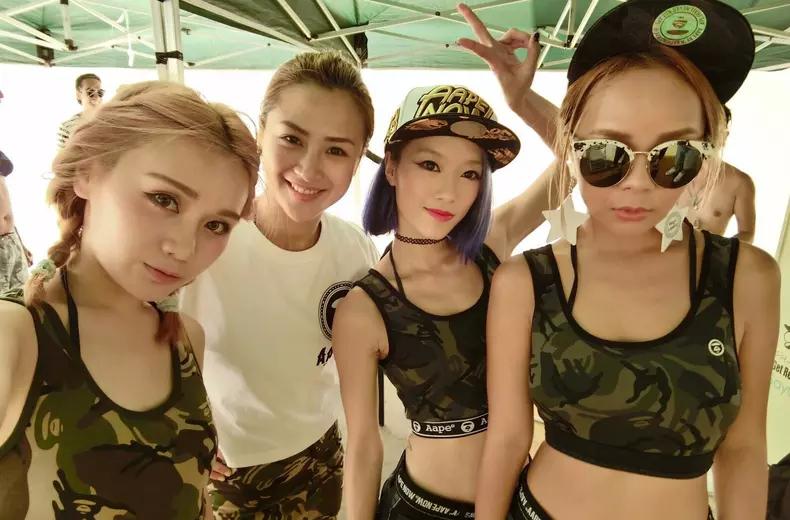 4大潮牌是哪几个,男人必须知道的8款潮牌