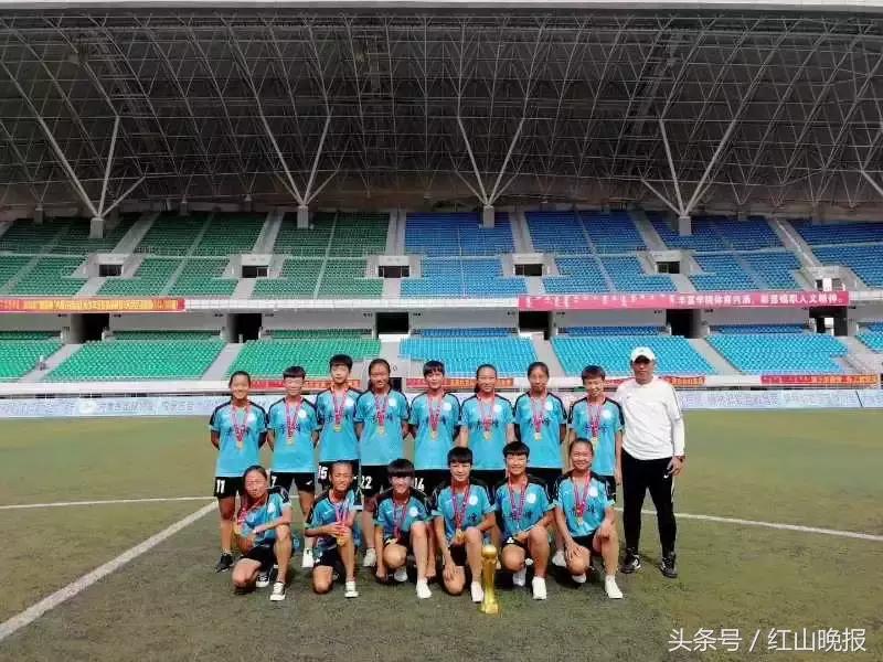 内蒙古青少年足球联赛女足赤峰队,内蒙赤峰女足