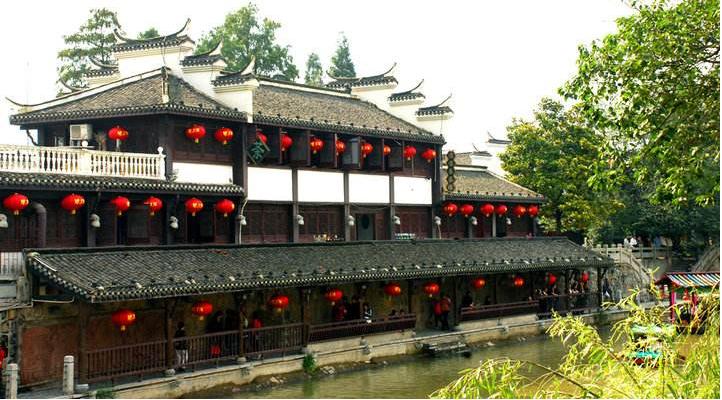 暑假旅游安徽附近景点攻略,安徽附近旅游景点推荐秋冬