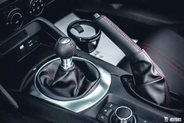 百万级最帅两座敞篷跑车,最宽敞的四座敞篷硬顶跑车