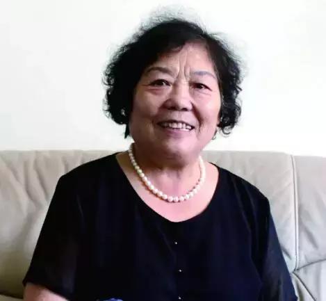 全身瘫软……鹤壁娃吞防撞角差点没命；农民工可网上免费读郑大本科