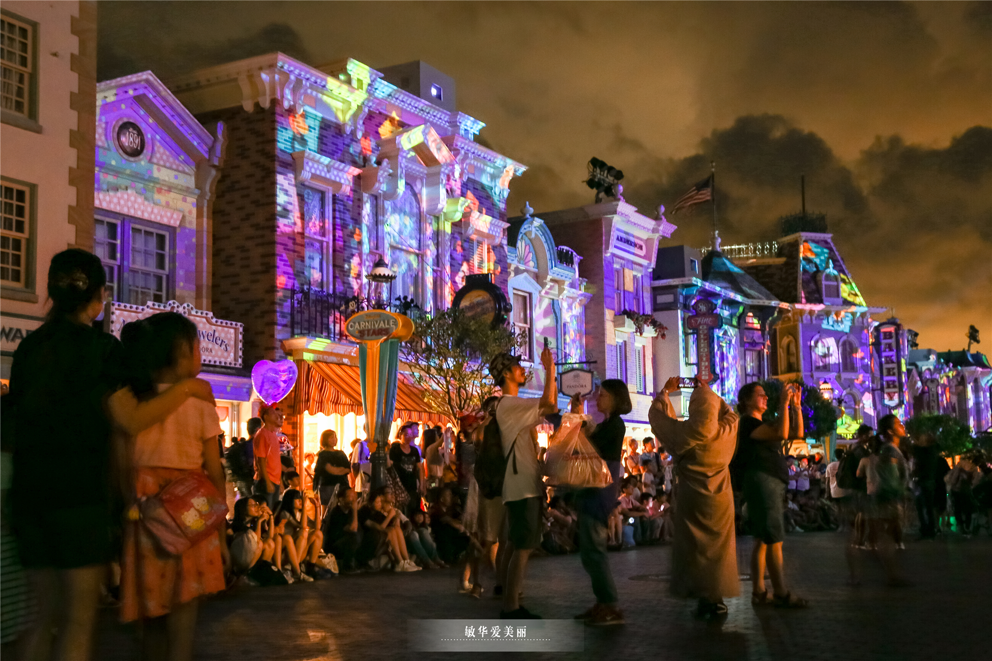 香港迪士尼门票深港联游,香港迪士尼2大1小亲子当日套票