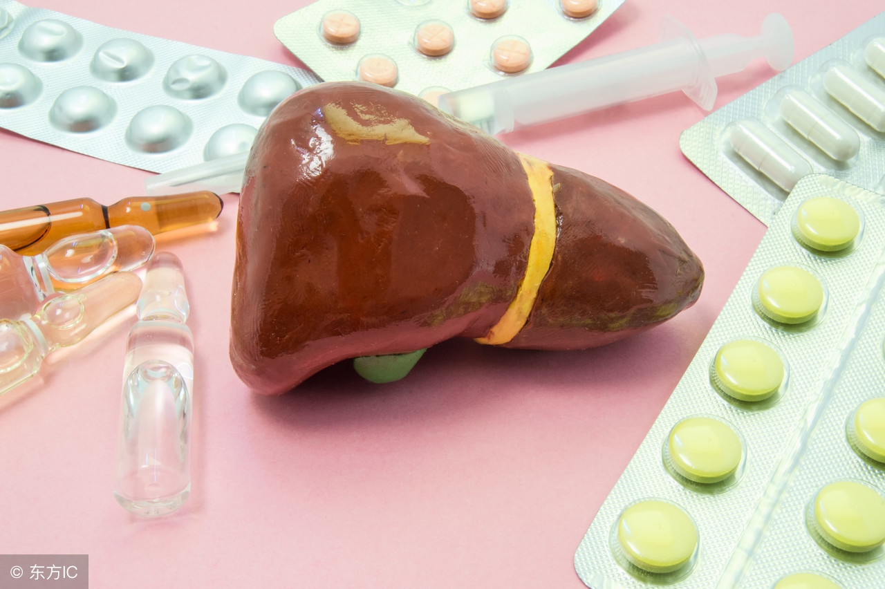 老年人嘴苦口干是什么原因引起的,老年人嘴干嘴涩嘴苦怎么办