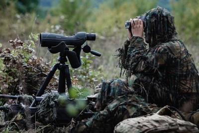 近视眼是不是不能当狙击手,近视眼可以不戴眼镜打狙吗