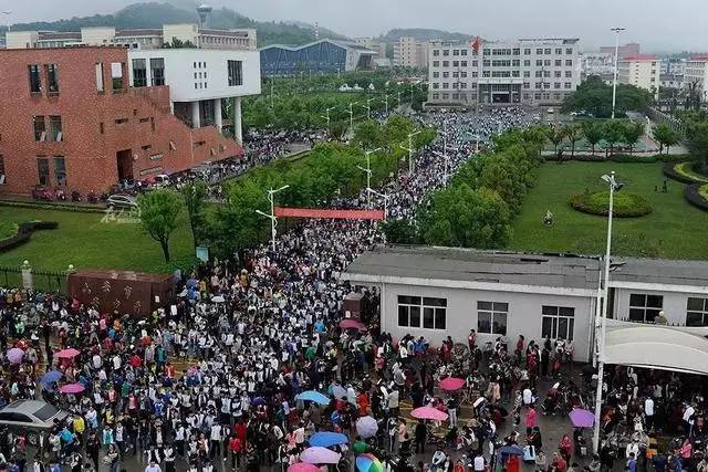 解密毛坦高考工厂,毛坦厂为什么叫高考工厂