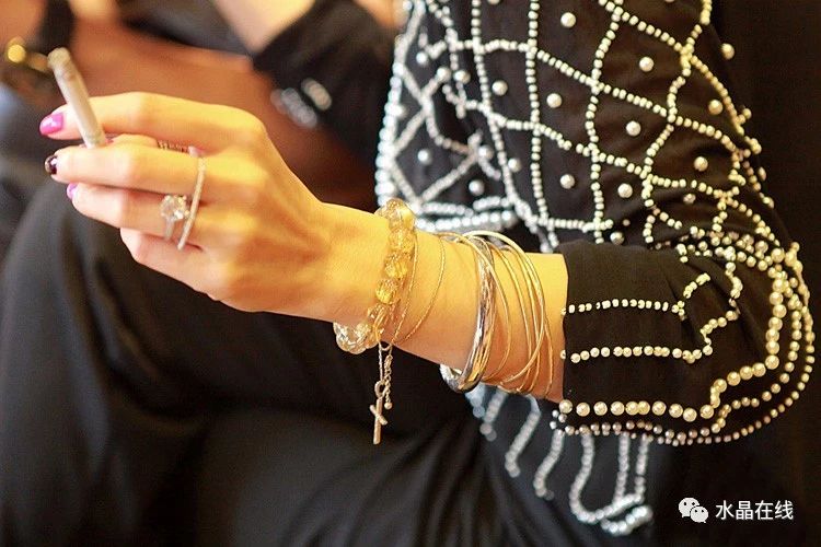 钛晶发晶怎么分好坏,钛晶水晶有造假的吗