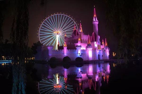 星海夜场摩天轮,花海夜场摩天轮