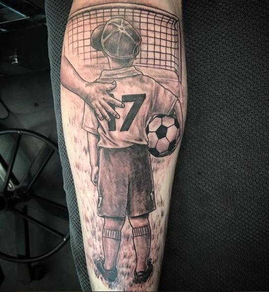 关于足球纹身图案大全,与足球有关的纹身
